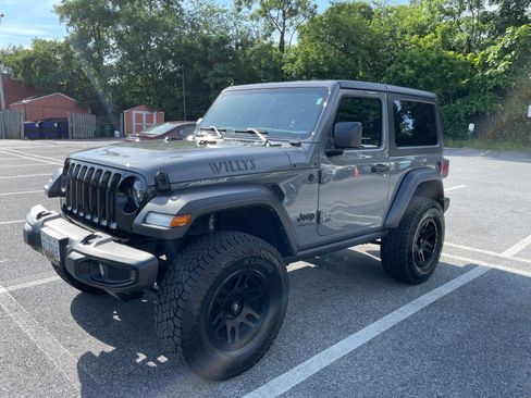 Used 2022 Jeep Wrangler Sport AWD/4WD image 13