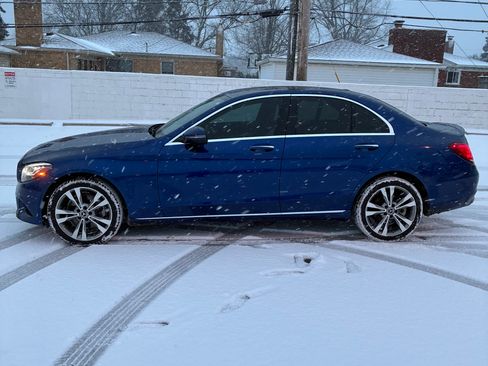 Used 2019 Mercedes-Benz C 300 4MATIC Sedan w/ Premium Package image 2