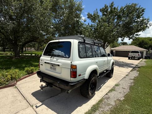 Used 1996 Toyota Land Cruiser image 5