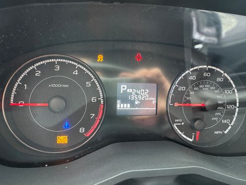 Used 2018 Subaru Crosstrek 2.0i Premium image 9