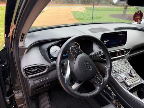 Used 2023 Hyundai Santa Fe SEL w/ Premium Package image 8