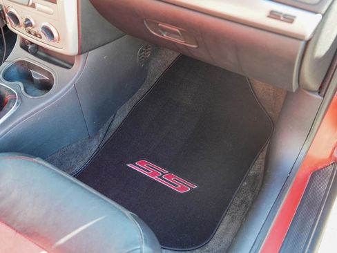 Used 2006 Chevrolet Cobalt SS image 13