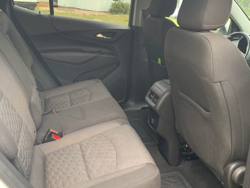 Used 2018 Chevrolet Equinox LT FWD image 8