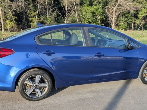 Used 2018 Kia Forte LX w/ LX Popular Package FWD image 6