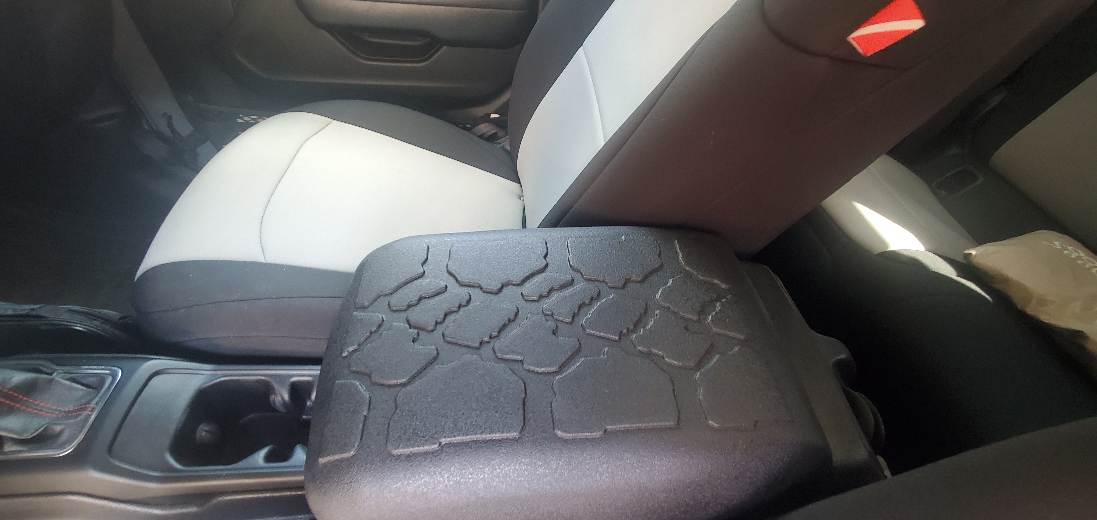 Used 2021 Jeep Gladiator Rubicon AWD/4WD image 8