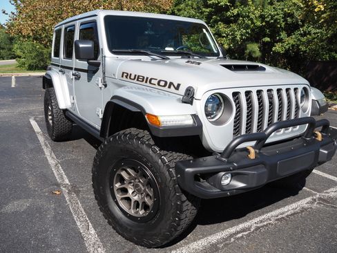 Used 2023 Jeep Wrangler Unlimited Rubicon 392 w/ Xtreme Recon 35" Tire Package image 4