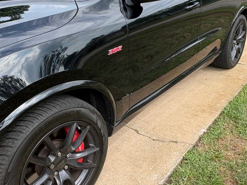 Used 2020 Dodge Durango SRT w/ Technology Group AWD/4WD image 15