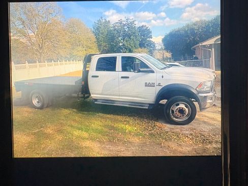 Used 2018 RAM 5500 Tradesman w/ Max Tow Package image 23