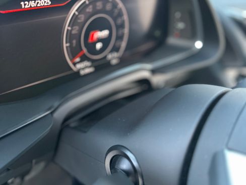 Used 2021 Audi R8 V10 w/ Premium Package image 29