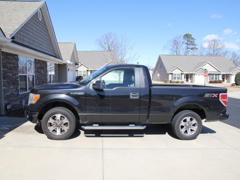 Used 2014 Ford F150 STX w/ Equipment Group 201A Mid image 1