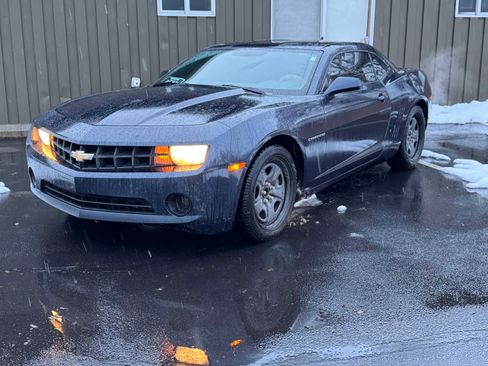 Used 2013 Chevrolet Camaro LS image 2