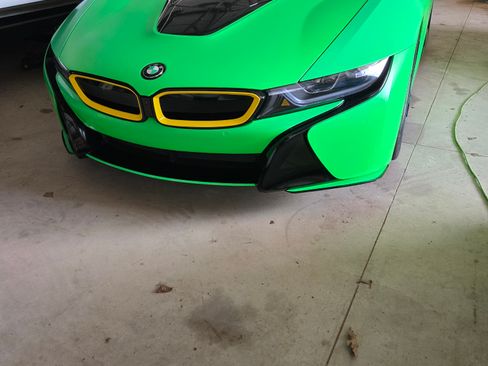 Used 2019 BMW i8 Roadster image 9