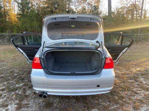 Used 2011 BMW 328i xDrive Sedan image 18