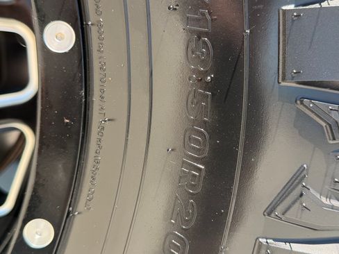 Used 2004 Ford Excursion Limited AWD/4WD image 13