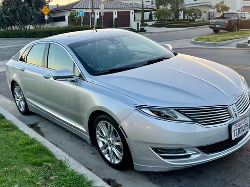 Used 2014 Lincoln MKZ Hybrid w/ Equipment Group 202A Reserve image 5