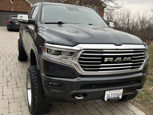 Used 2019 RAM 1500 Limited image 2