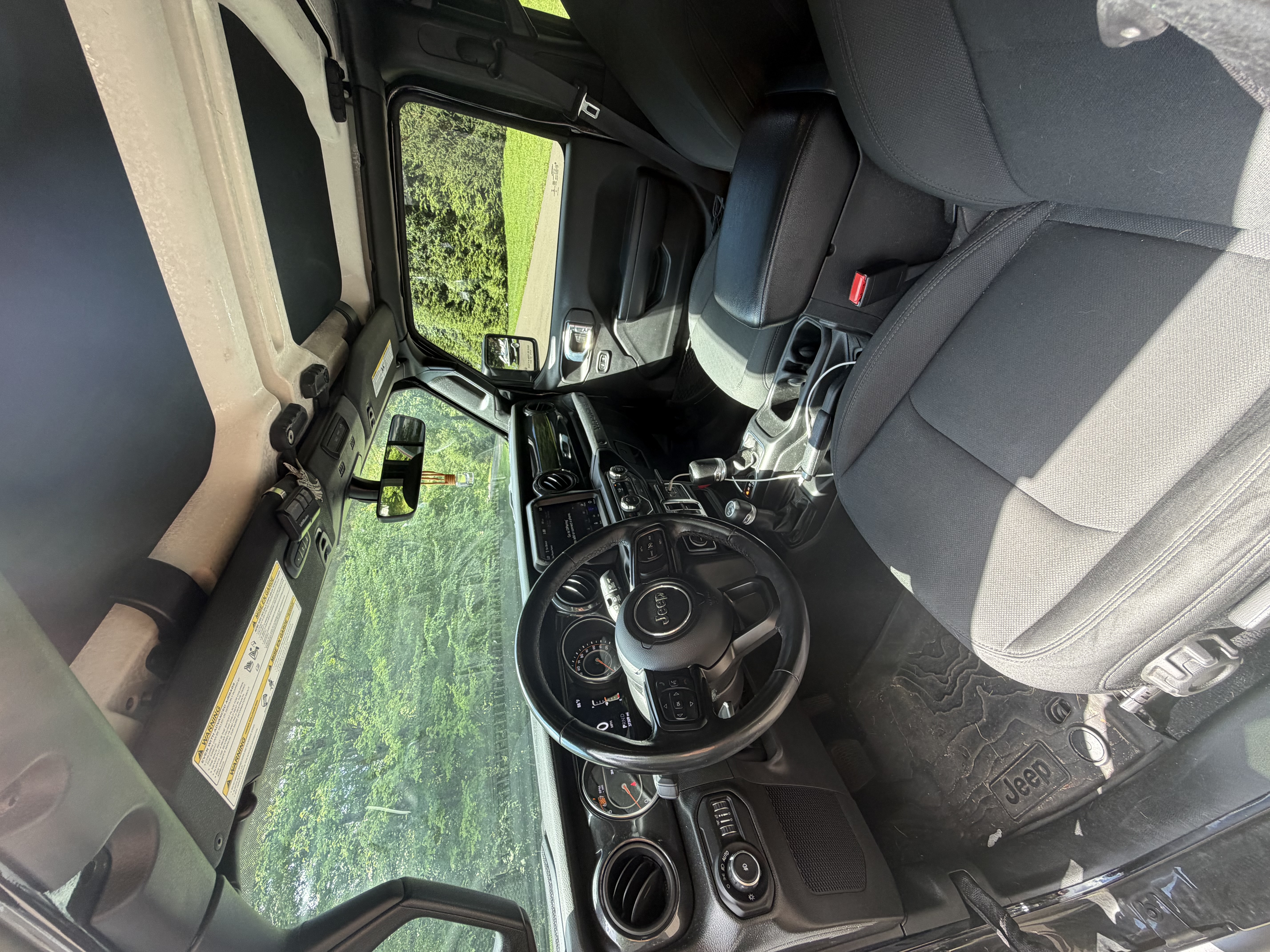 Used 2022 Jeep Wrangler Unlimited Sport AWD/4WD image 14