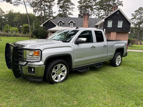 Used 2015 GMC Sierra 1500 SLT w/ SLT Preferred Package RWD image 1