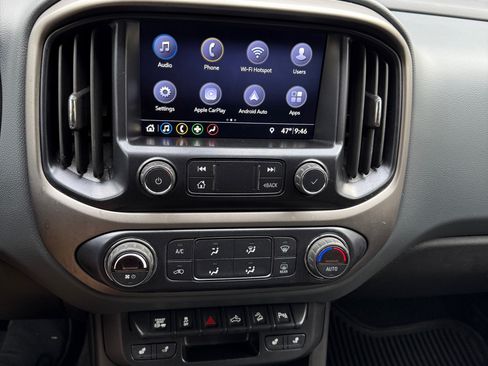 Used 2019 Chevrolet Colorado Z71 image 10