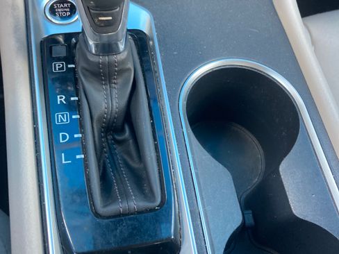 Used 2019 Nissan Altima 2.5 SV image 14