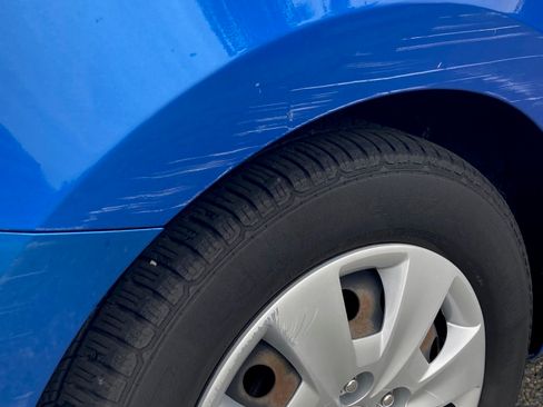 Used 2010 Hyundai Elantra GLS image 16