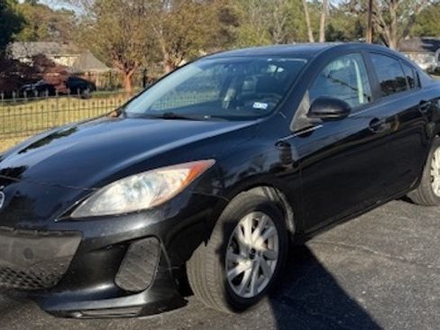 Used 2013 MAZDA MAZDA3 i Touring image 2