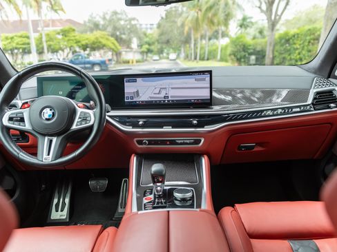 Used 2024 BMW X5 M Competition w/ Executive Package image 13