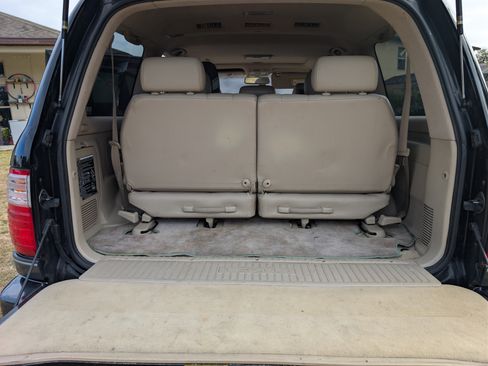 Used 2004 Lexus LX 470 4WD image 14