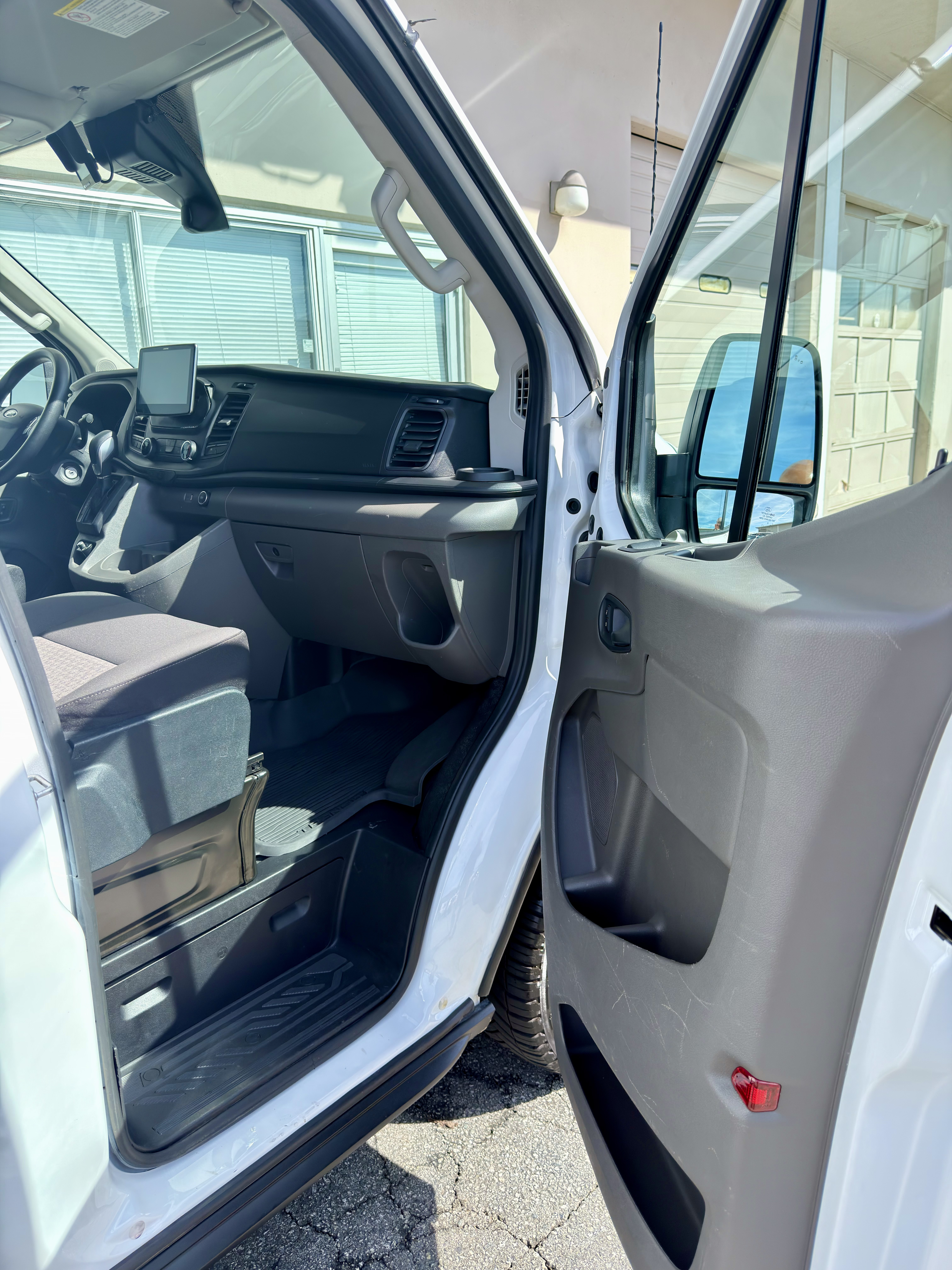 Used 2020 Ford Transit 250 148 High Roof w/ Load Area Protection Package RWD image 8