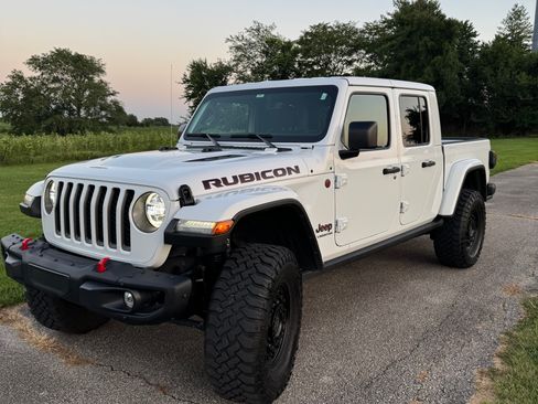 Used 2022 Jeep Gladiator Rubicon w/ LED Lighting Group AWD/4WD image 2