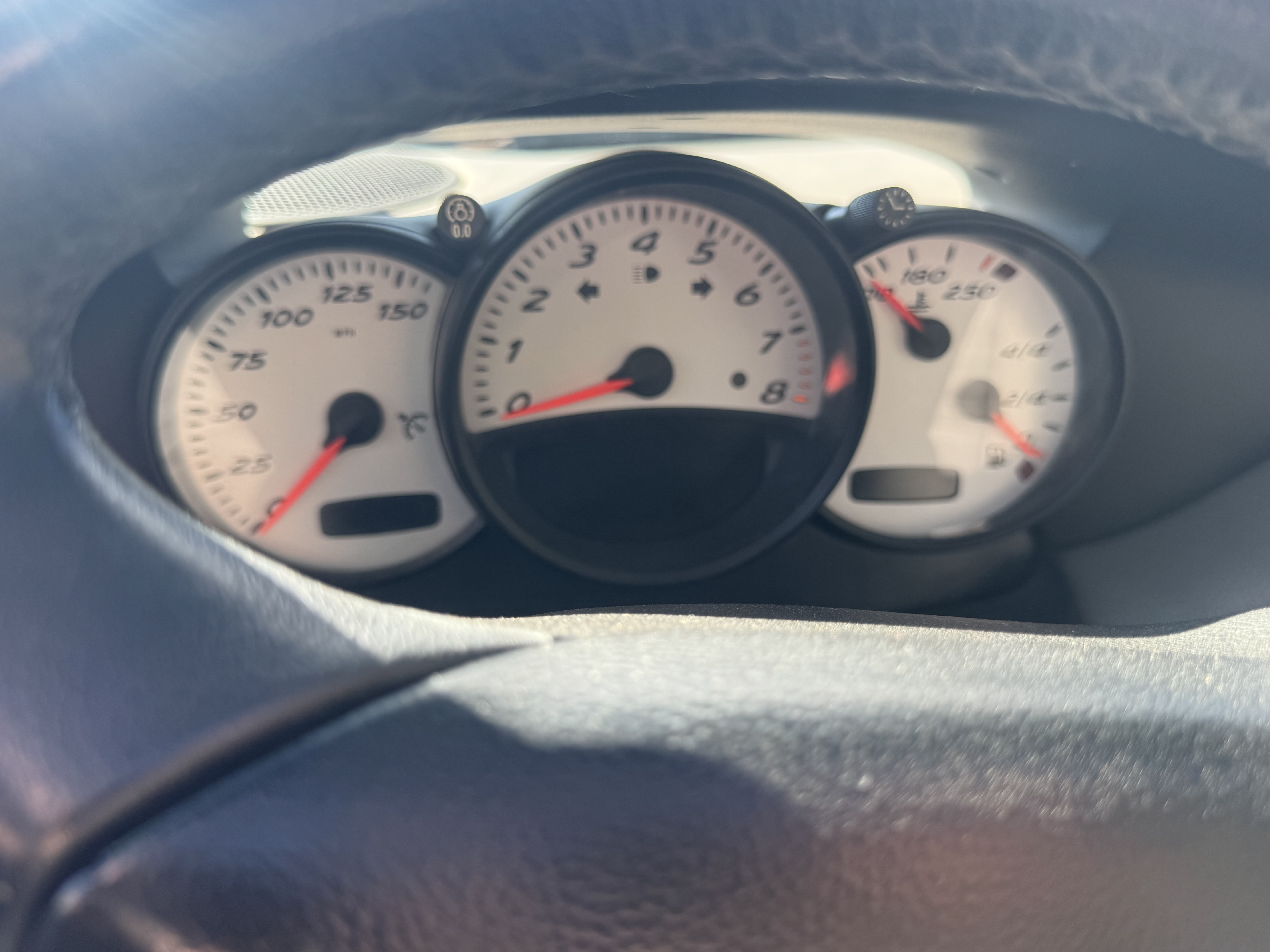 Used 2002 Porsche Boxster RWD image 8