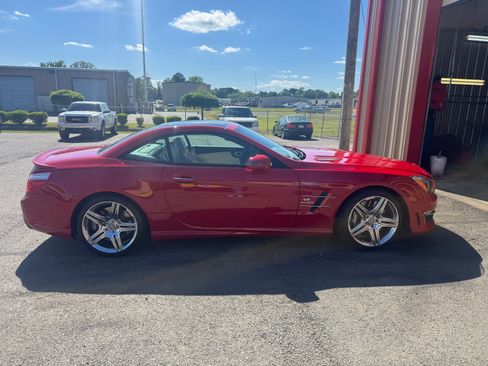 Used 2013 Mercedes-Benz SL 63 AMG image 2