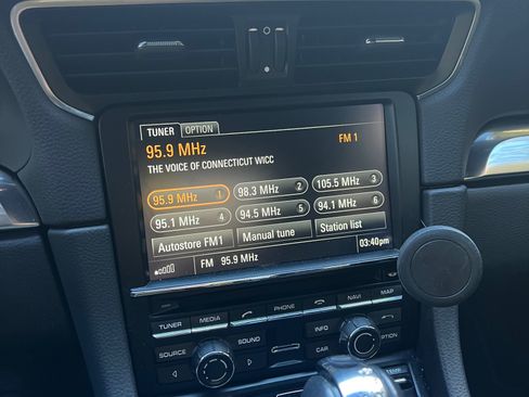 Used 2014 Porsche 911 Carrera 4S image 18