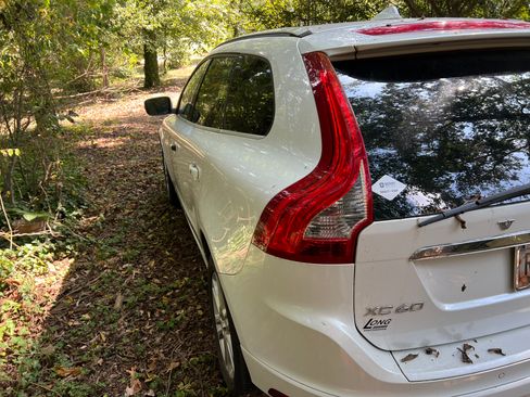 Used 2015 Volvo XC60 T5 Premier Plus FWD image 4