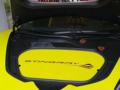 Used 2023 Chevrolet Corvette Stingray Premium Conv w/ Z51 Performance Package image 9