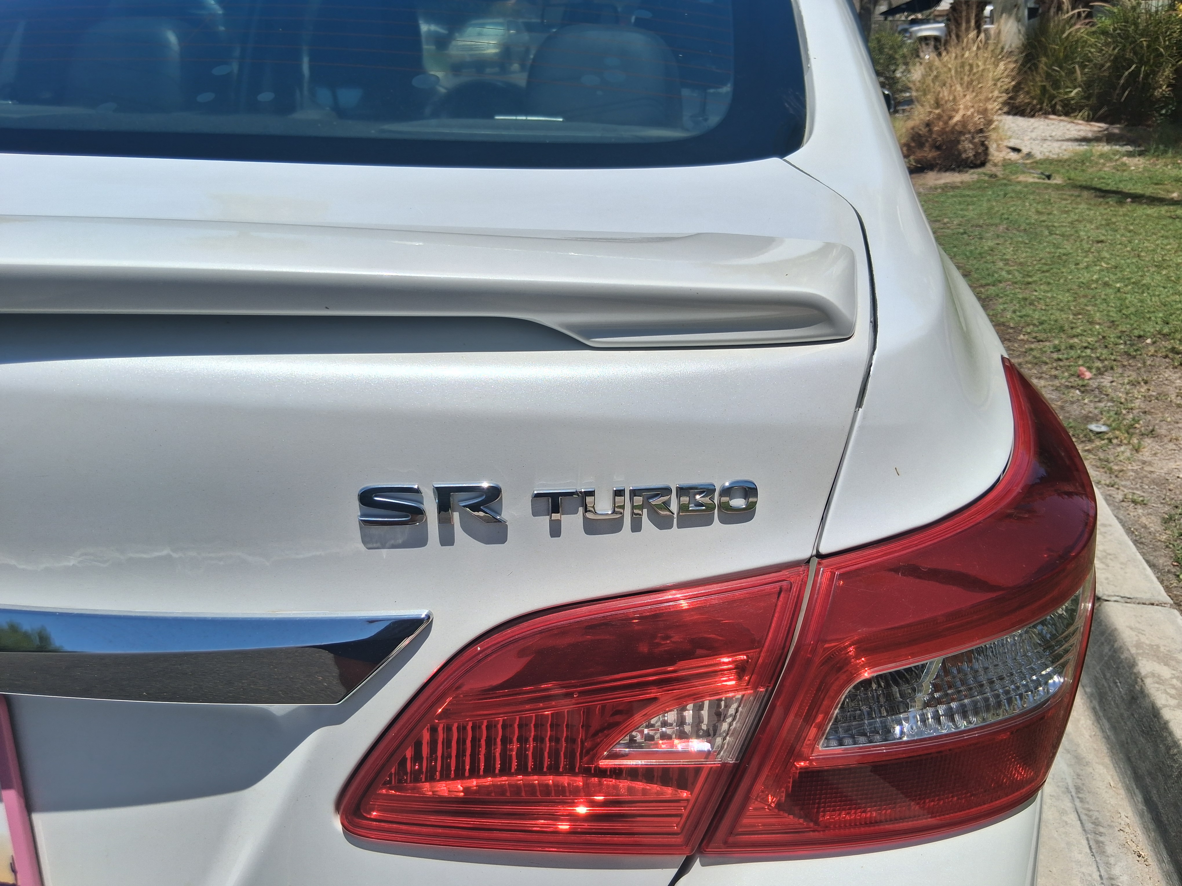 Used 2017 Nissan Sentra SR Turbo w/ SR Turbo Premium Package FWD image 11