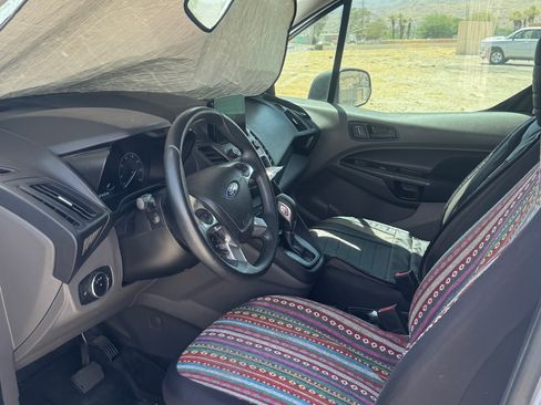 Used 2019 Ford Transit Connect XL FWD image 10