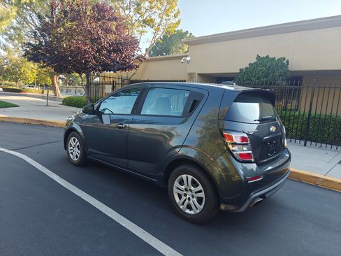 Used 2020 Chevrolet Sonic LT image 4