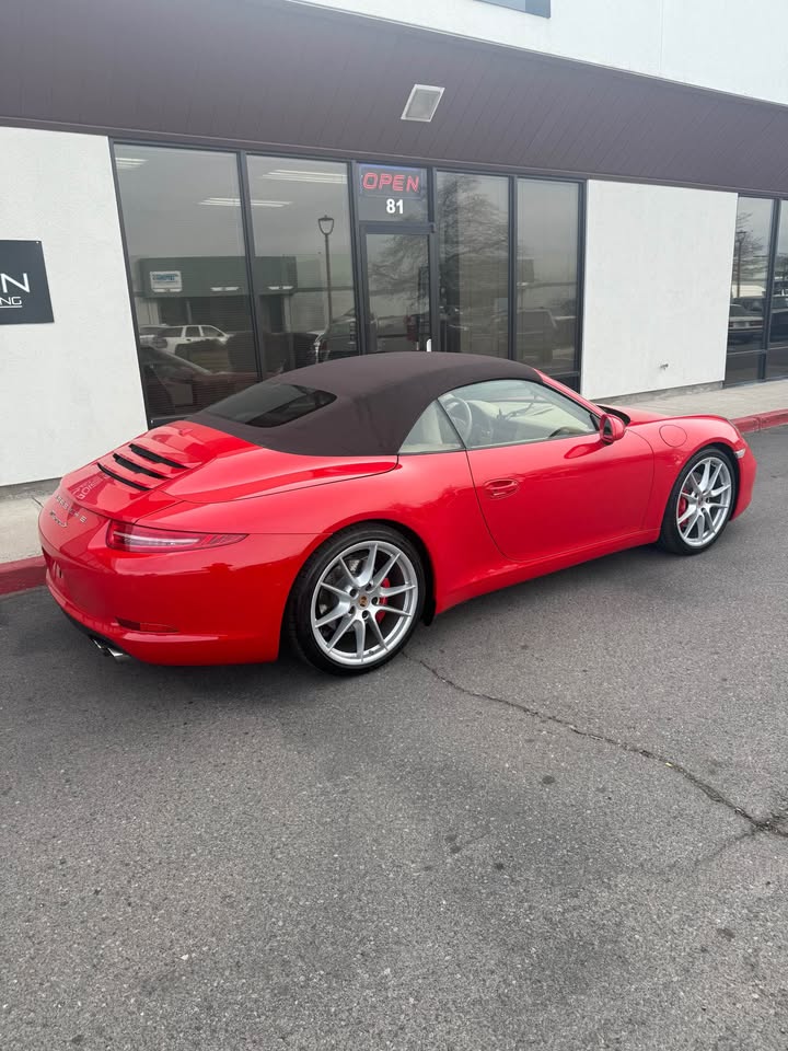 Used 2014 Porsche 911 Carrera S RWD image 1
