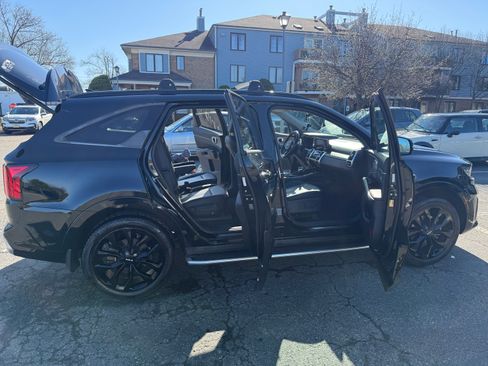 Used 2022 Kia Sorento SX image 8