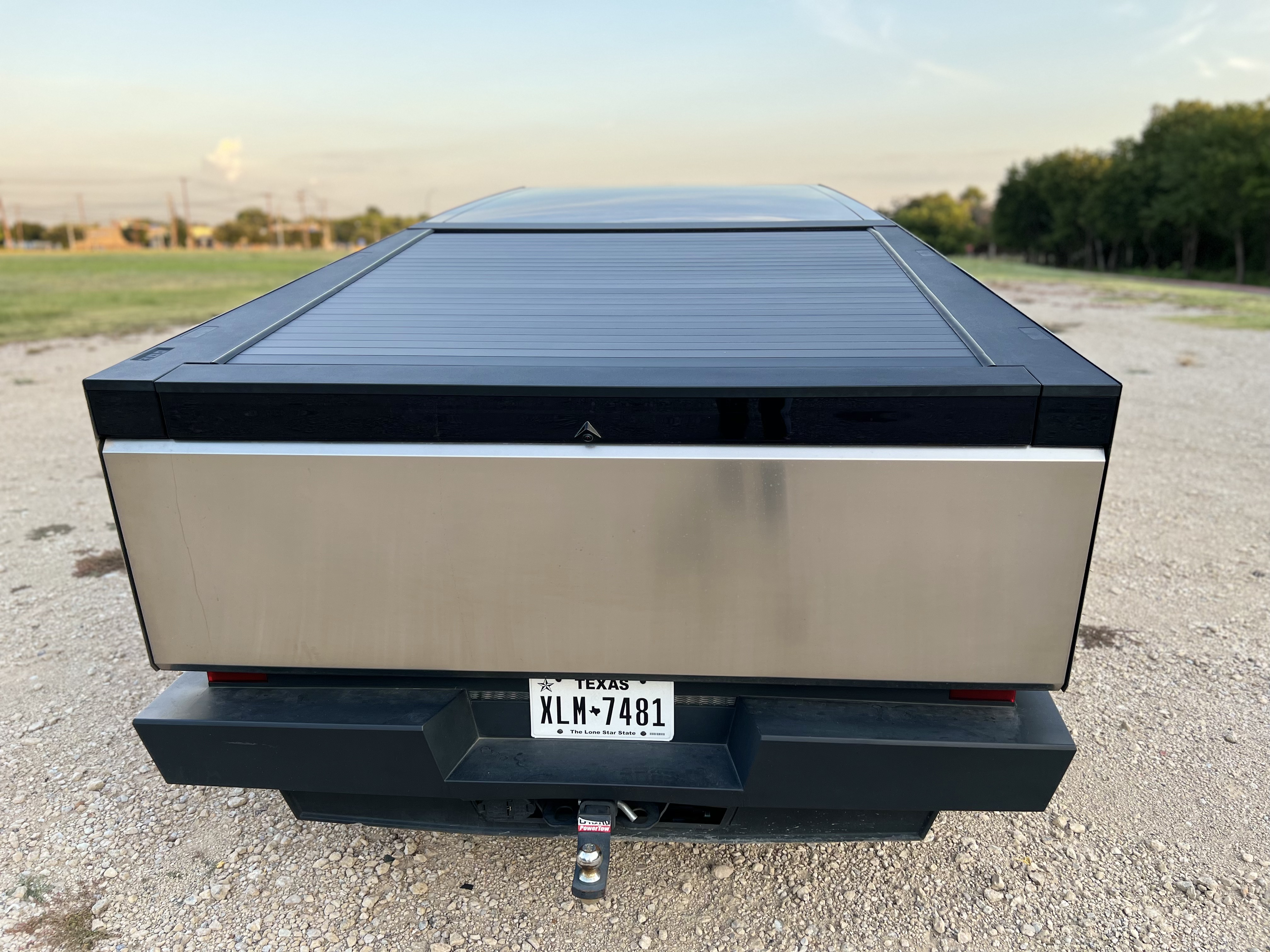 Used 2025 Tesla Cybertruck AWD Crew Cab image 19