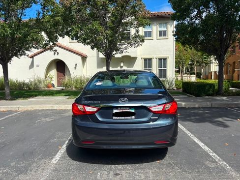 Used 2013 Hyundai Sonata Limited FWD image 2