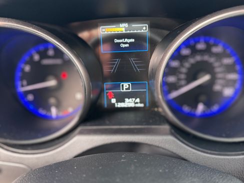 Used 2017 Subaru Outback 3.6R Touring w/ Popular Package #5A image 14