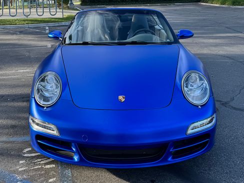 Used 2006 Porsche 911 Carrera image 2