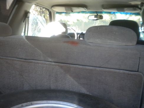 Used 1999 Chevrolet Tahoe 4WD 2-Door w/ Preferred Equipment Group image 14