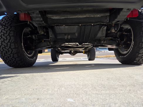 Used 1998 Nissan Frontier XE image 11