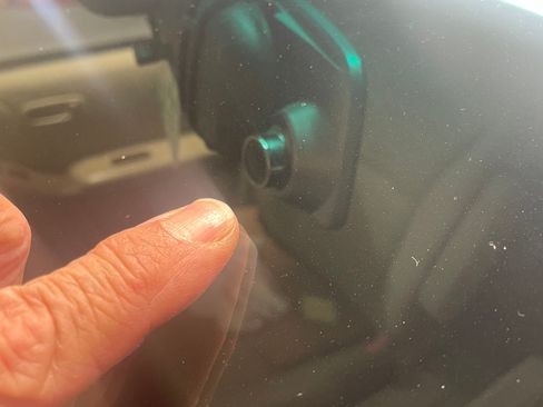 Used 2005 Toyota Highlander 2WD w/ 3rd Row image 14