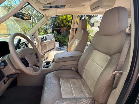 Used 2003 Ford Expedition Eddie Bauer RWD image 12