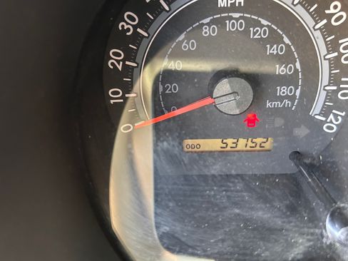 Used 2013 Toyota Tundra SR5 w/ SR5 Pkg image 28