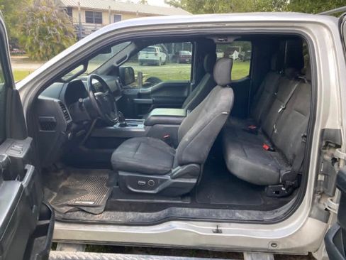 Used 2018 Ford F150 XLT w/ Equipment Group 301A Mid RWD image 6